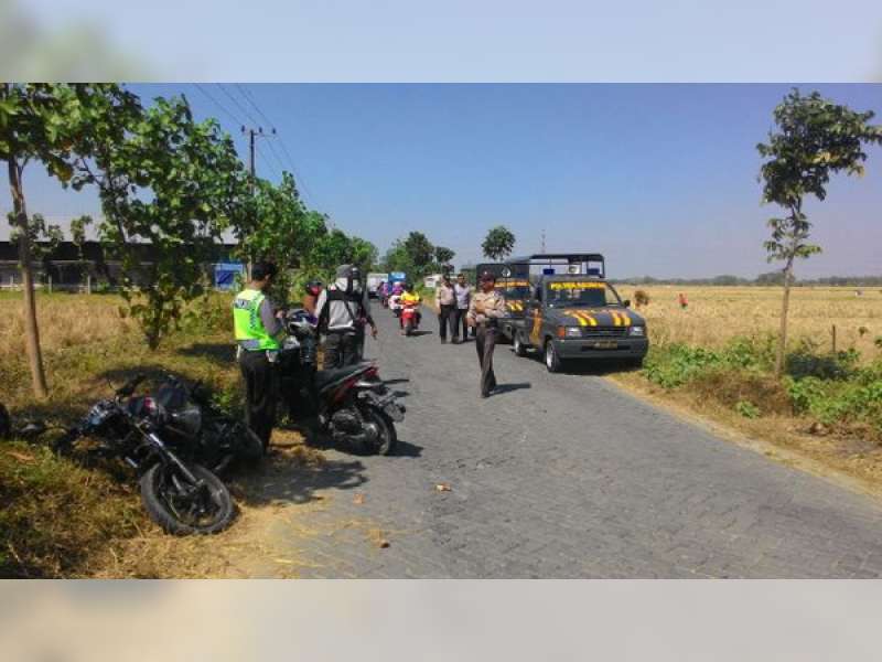 Anggota Polsek Kepohbaru, alami Kecelakaan