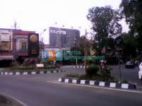 Papan Reklame, antara Pendapatan dan Keindahan