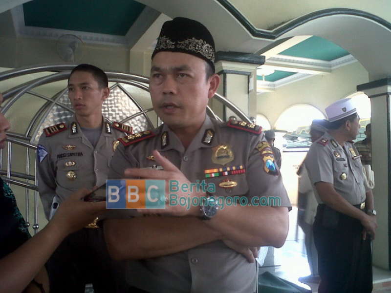 Kapolres Blusukan ke Masjid Bojonegoro
