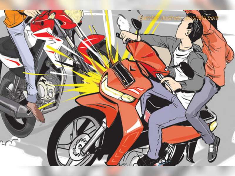 Balik Arah Mendadak, Ditabrak Tukang Ojek 