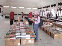 Bazar Buku Murah di Islamic Center