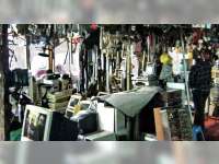 Pemasok Keluhkan Turunnya Harga Barang Bekas