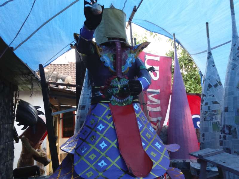 Ogoh-Ogoh Disakralkan dalam Sembahyang Rebutan 