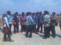 Kawal Pembangunan Pasar Ngampel, Pemdes Siagakan Linmas 