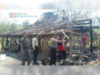 Tiga Rumah Ludes Terbakar, Pemadam Kebakaran Tidak Bisa Datang