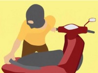 Parkir Tidak Dikunci, Motor Raib