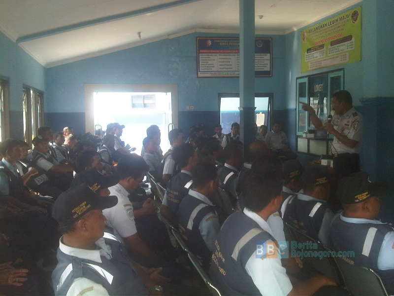 Dishub Terjunkan 60 Personel Jukir