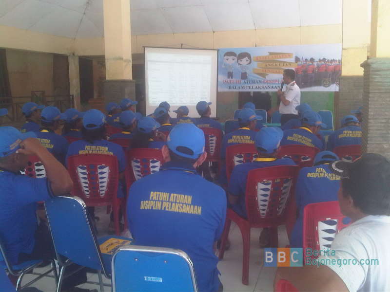 Dishub Beri Bekal Keselamatan bagi Operator Perahu