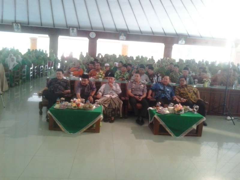 Muslimat Diminta Awasi Pendidikan Anak