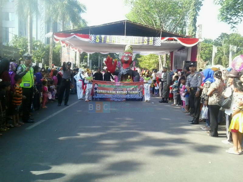 Wabup Berangkatkan Peserta Pawai Budaya