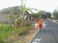 Kekeringan, Warga Tlogoagung Berjualan Air Keliling 