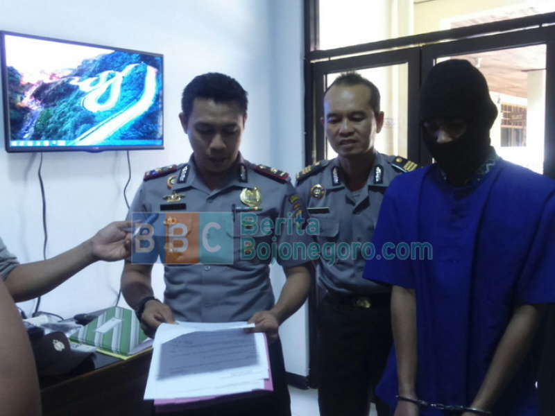 Polisi Amankan Tiga Pengangkut Solar Ilegal
