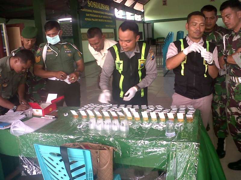 Anggota Kodim dan Koramil di Tes Urine