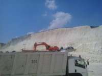 Warga Keluhkan Debu Pengerukan Batu Kapur