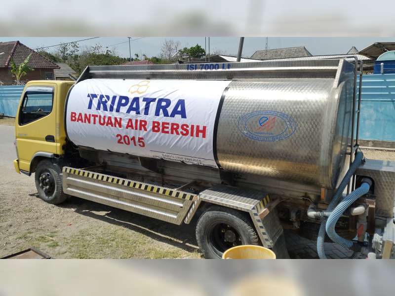 Warga Gayam Terima Dropping Air Bersih dari Tripatra