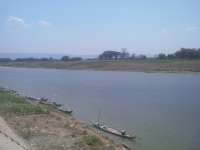 Bengawan di Kabalan Menawarkan Keindahan, Tetapi Juga Menyimpan Bahaya 