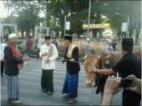 Takmir Masjid Darussalam Bagikan Daging Kurban ke Pelosok Pedesaan 