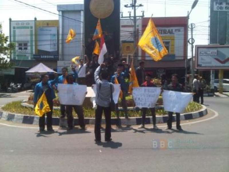 Turun Jalan, Mahasiswa Pertanyakan Kesejahteraan Petani