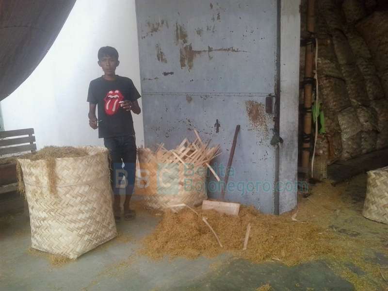 Tembakau Rajangan Petani Tak Banyak Diserap Pabrikan 