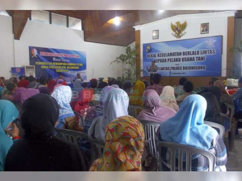 Sosialisasi Lintas Bidang, Satlantas Berbaur dengan Pelaku Usaha Tani