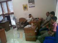 Rombak Pimpinan Redaksi dan Undang Relawan dari Amerika