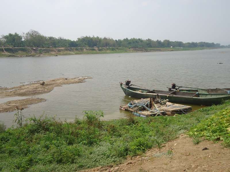 Tambang Pasir Ilegal Bengawan Solo Harus Dihentikan 