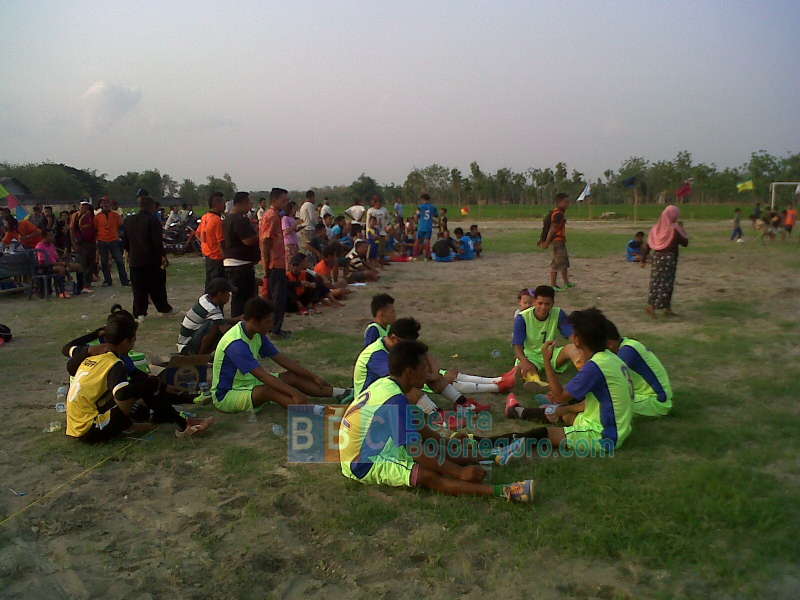 12 Tim Rebutkan Trofi Kades Cup