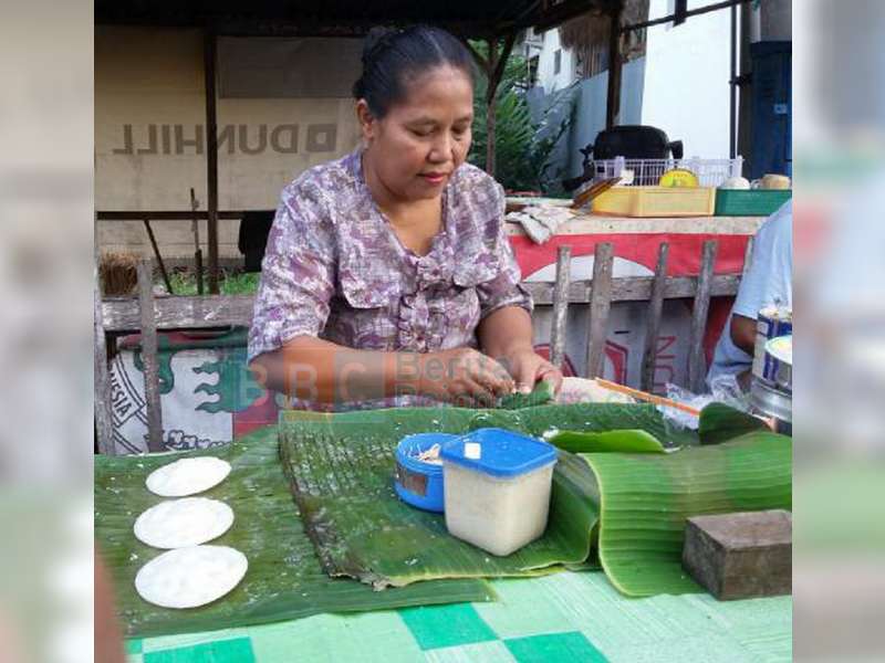 Menikmati Serabi, Jajanan Lawas Akhir Pekan