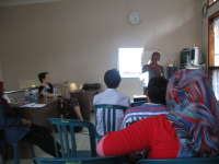 Soal Bagaimana Orang Memilih Informasi     