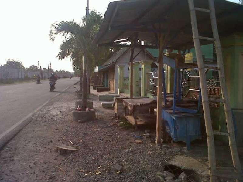 Samini Tak Patah Arang, Berharap Bisa Berjualan Lagi 