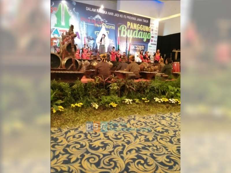 SMKN Margomulyo Rebut Juara Kedua Kidungan Jula Juli