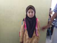 Menembus Hujan, Sering Tidak Masuk Kelas, Prestasi di Sekolah OK