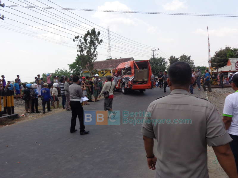 Lilik Sudah Turunkan Palang Pintu dan Bunyikan Sirene