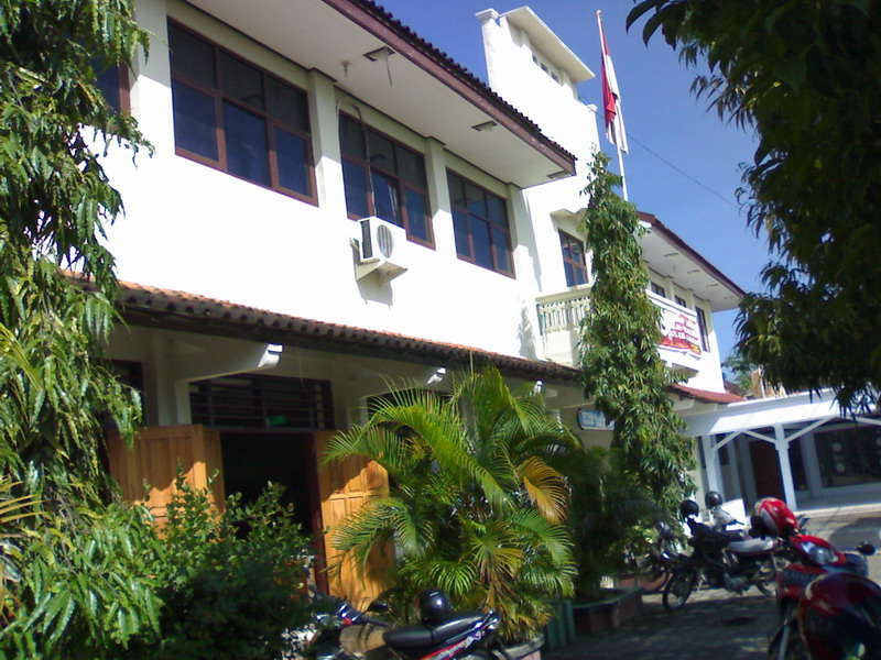 Chamdan Sang Guru Teladan. Dikenal Penyabar dan Perhatian Terhadap Muridnya  