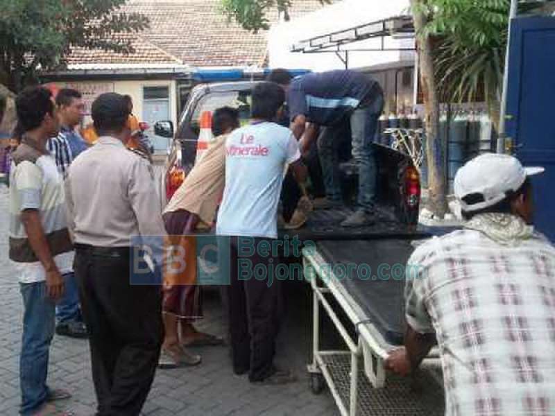 Kasun Piyak Tewas Dihantam KA di Perlintasan Prayungan 