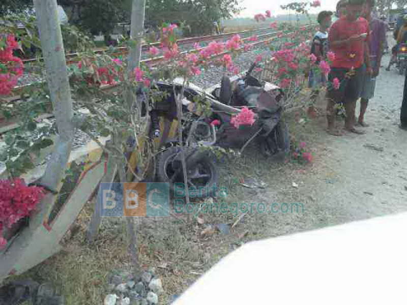 Sun'an Hendak Mencari Lesung Kuno di Desa Jatigede 