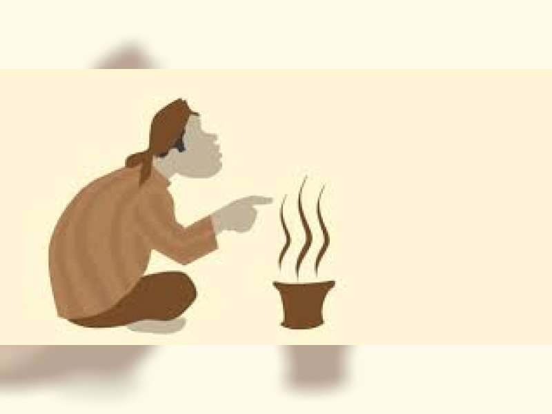 Berduaan di Alun-Alun, Kena Tipu ''Orang Pintar''