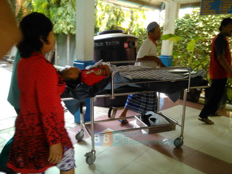 Peluru di Paha Kanan Agus Sudah Diangkat