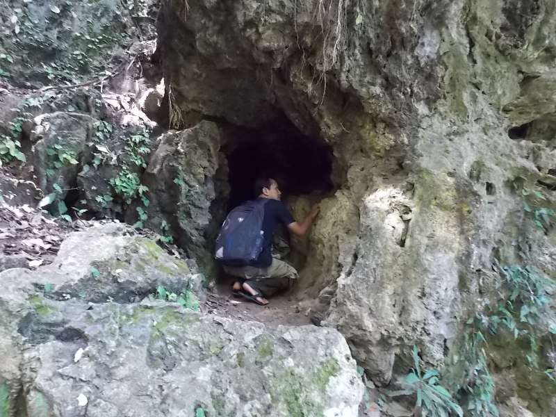 Menikmati Keindahan Alami Gua Kikik 