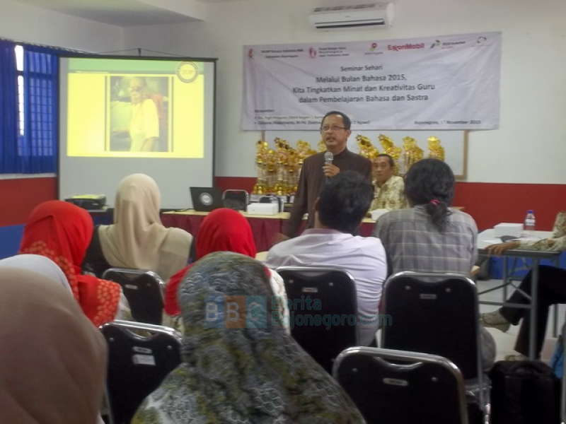 Tingkatkan Kreativitas Guru melalui Seminar Bahasa dan Satra
