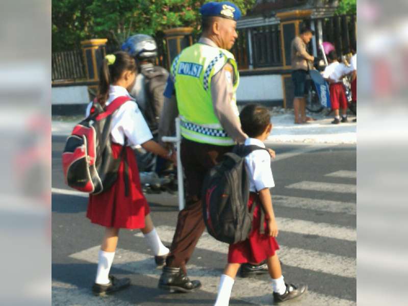 Terimakasih Pak Polisi, Kami Tidak Jadi Terlambat