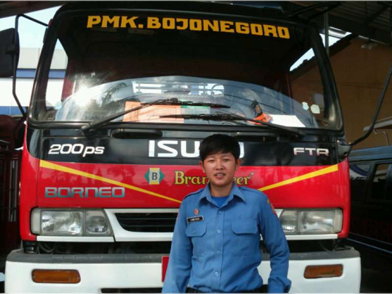 Rambut Cepak, Suka Tantangan, Tapi Jangan Dipanggil Mas