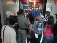 PM, Satpol PP, dan Polisi Gelar Razia Tempat Hiburan Malam