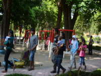 Menikmati Kesejukan Minggu Pagi di Alun-Alun Bojonegoro