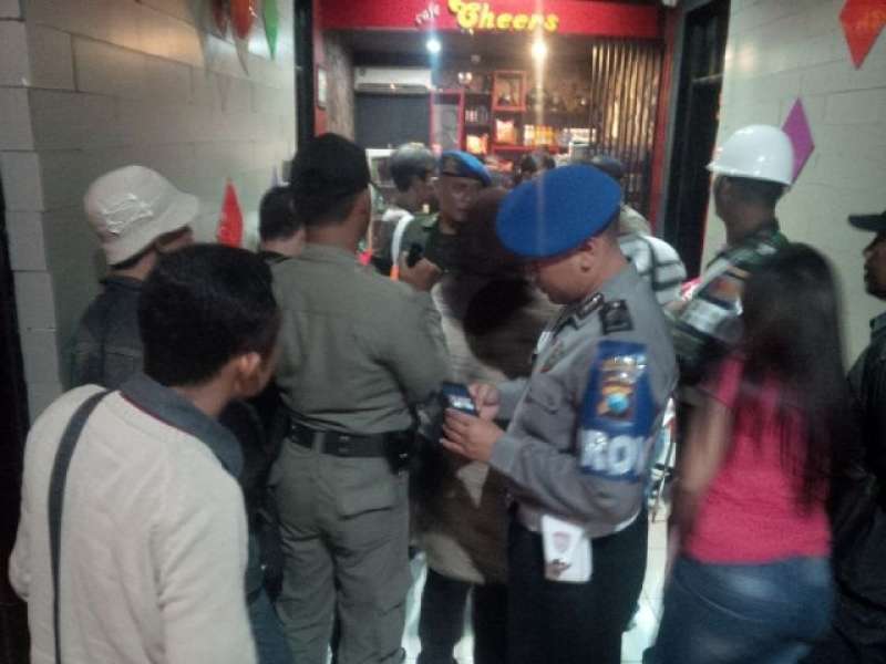 Satpol PP Tidak Bisa Membubarkan Aktivitas Tempat Karaoke