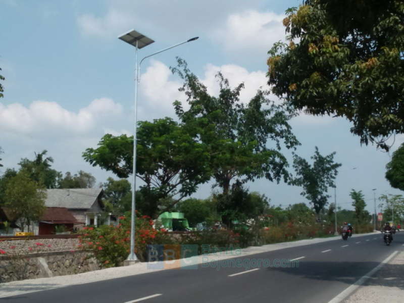 Dinas PU Lebih Memilih Lampu PJU Biasa Daripada Tenaga Surya