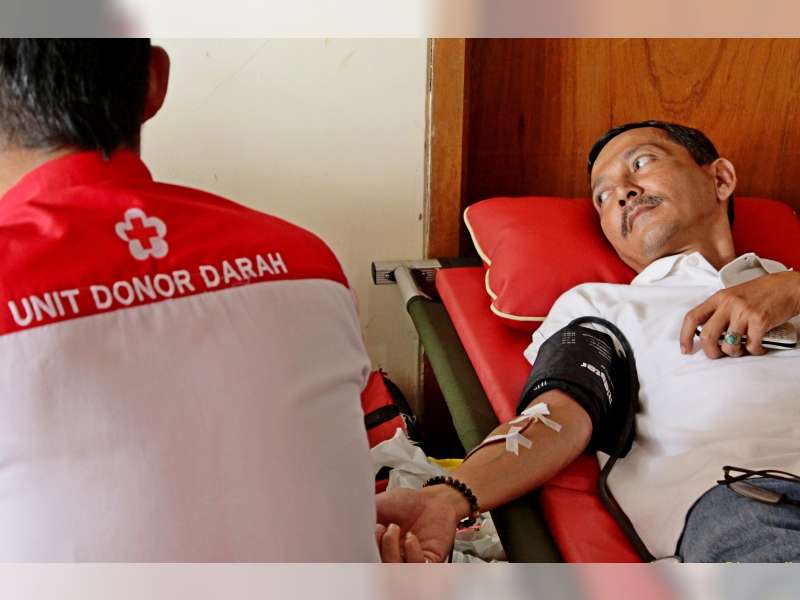 Tahun ini, 10 Pendonor di PMI Bojonegoro Terima Penghargaan Gubernur