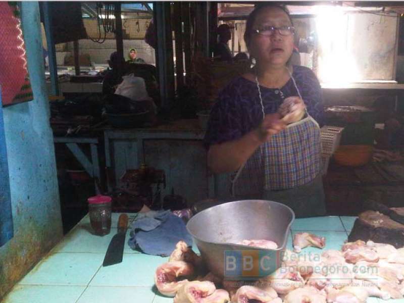 Menjelang Natal dan Tahun Baru, Harga Daging Naik