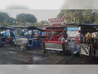 Pedagang Kaki Lima Hengkang dari Terminal Rajekwesi