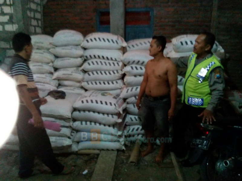 Diduga Jual Pupuk Palsu, Pemilik Toko Pupuk di Sugihwaras Diamankan Polisi